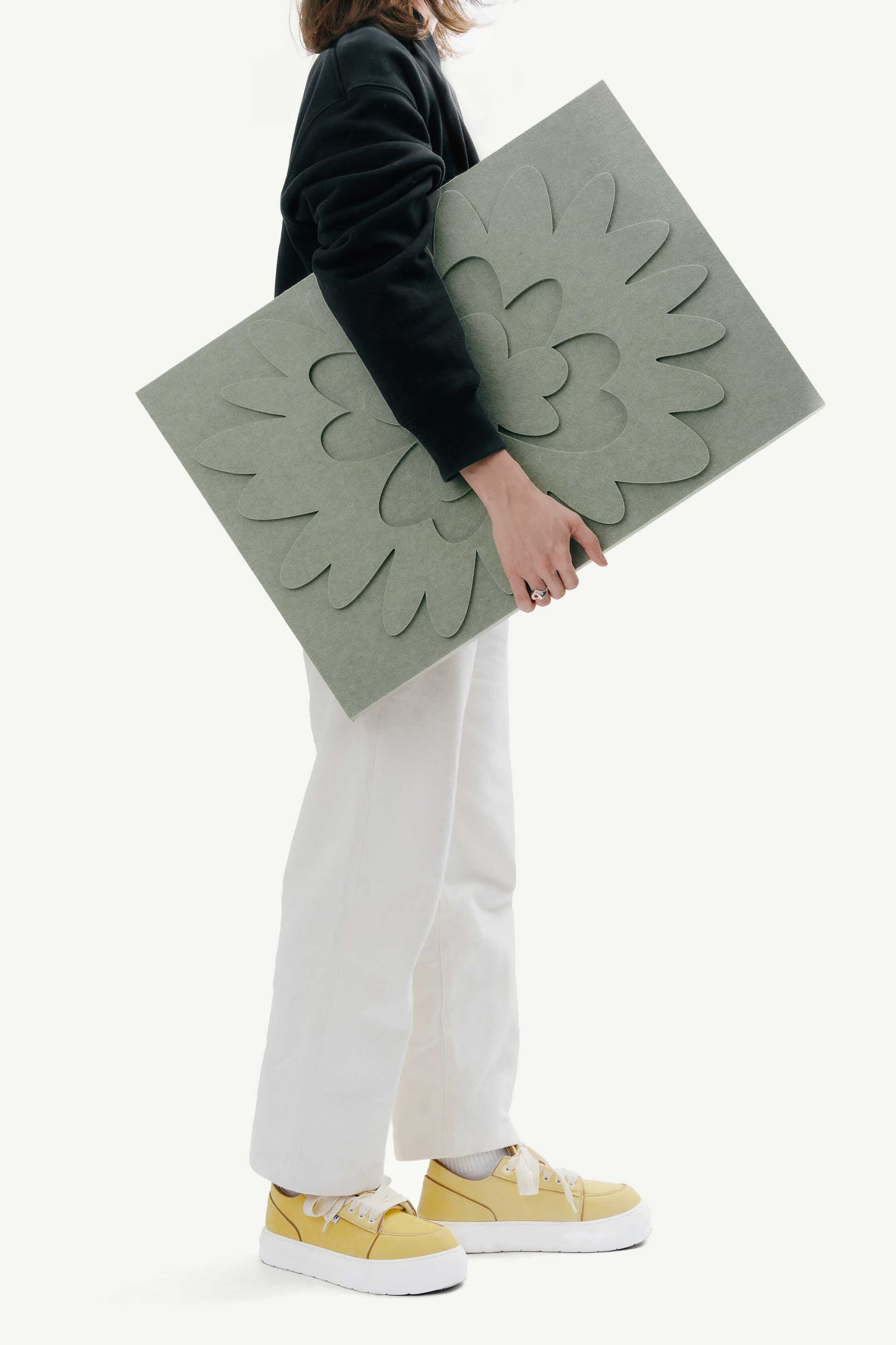 Pansy Bratek relief by LUDISM and Bafeo – sound-absorbing panel symbolizing friendship in Polish folk 